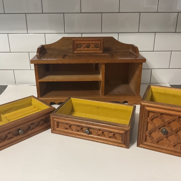 VTG Large Wood Velvet Lined Jewellery Box - Picture 8 of 11